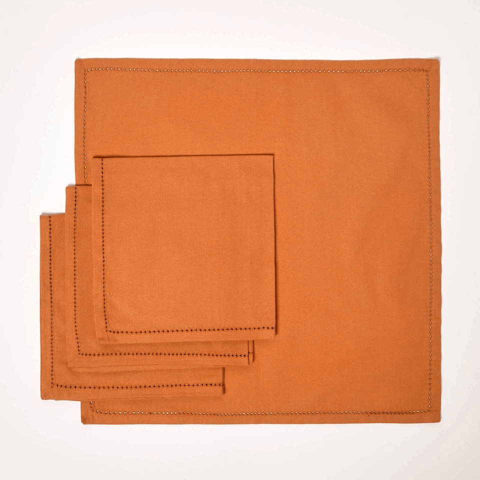 image 1 of Homescapes Burnt Orange Fabric 4 Napkins Set | Orange | One Size | 1