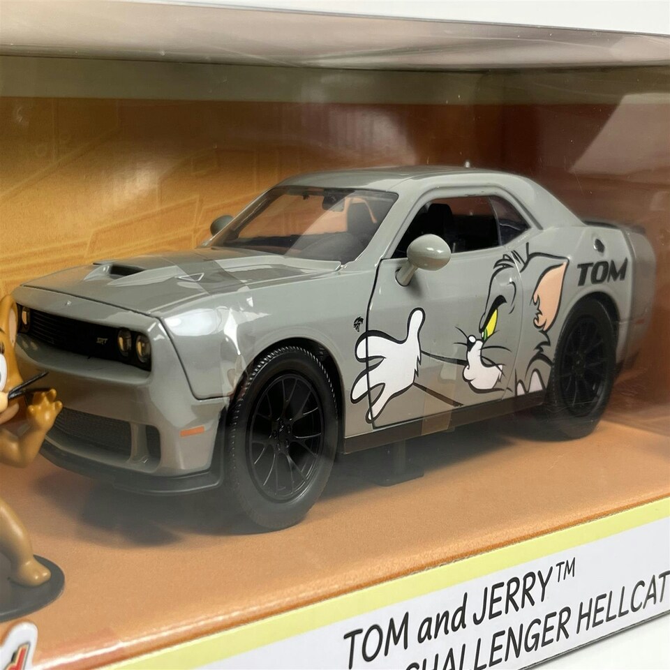 image 1 of Tom and Jerry 2015 Dodge Challenger Hellcat 1:24 Jada 253255047