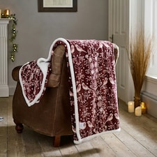 Winter Birds Burgundy Seasonal Flannel Throw with Sherpa Lining – 140x180cm Red | Burgundy