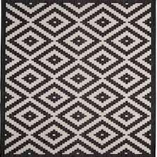 The Rugs Outdoor Indoor Diamond Garden Patio Rug Weather Resistant Jet Washable | 100