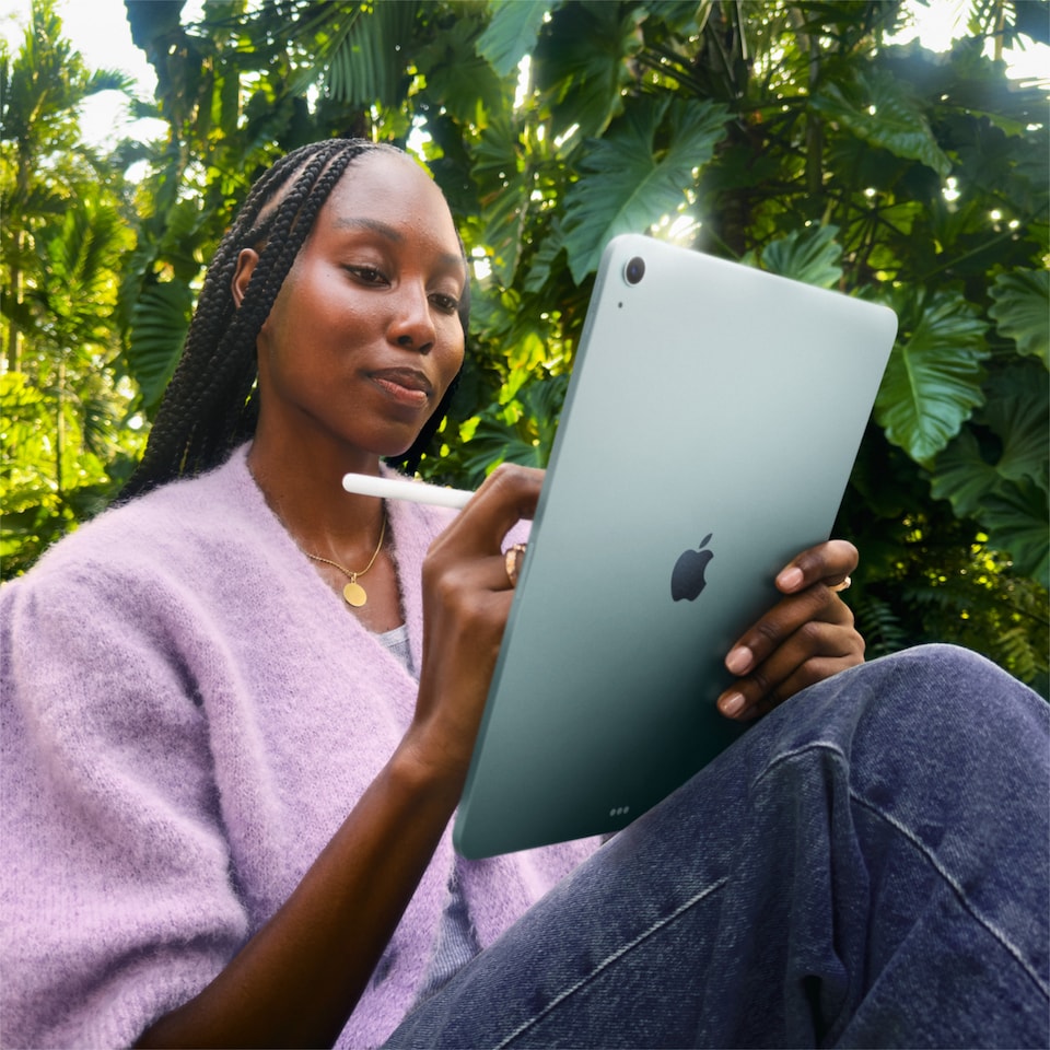 image 1 of Apple iPad Air 7th Gen 11-Inch 128 GB M3 Chip OS 18 Liquid Retina Wi-Fi Tablet - Starlight