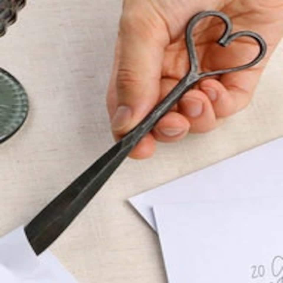 image 1 of Coeur D'Amour Metal Letter Opener Black