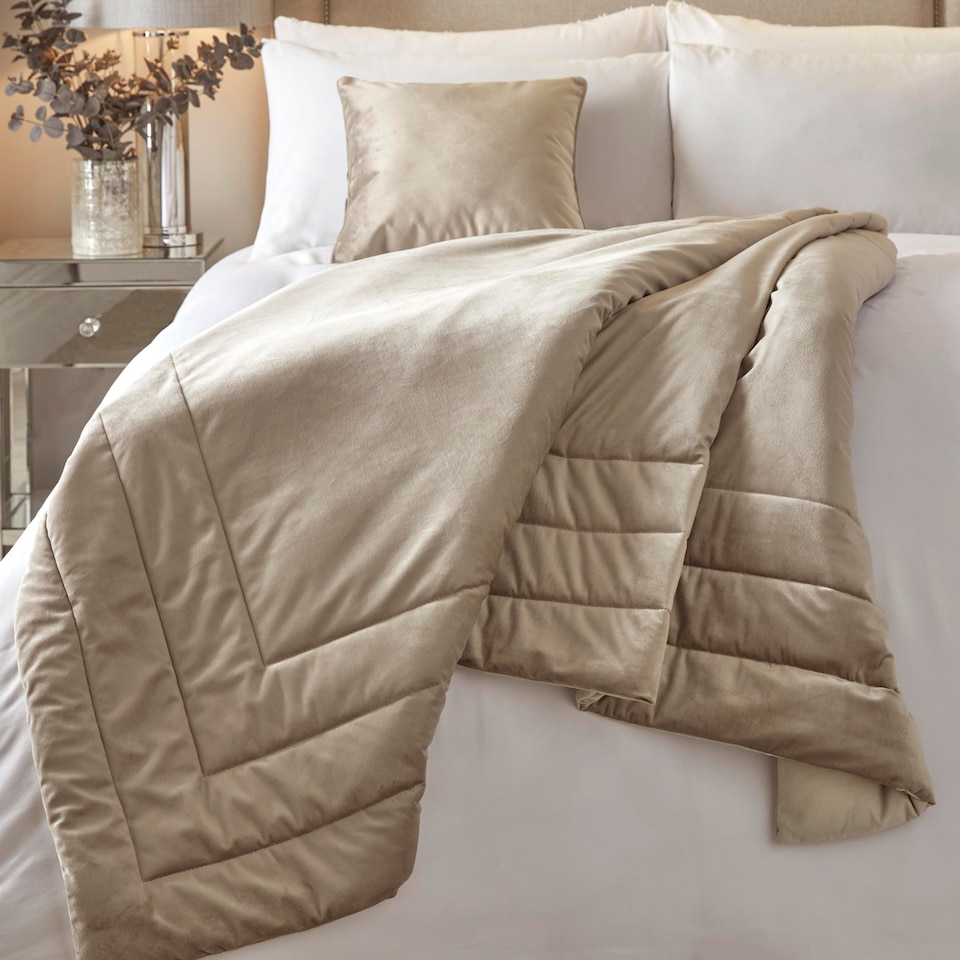 image 1 of Soiree Melanie Bedspread Linen