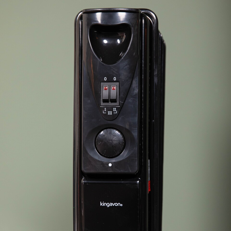 image 1 of 1500w 1.5kw 7 Fin Slim Line Black Oil Filled Radiator Heater