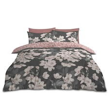VELVETIO Ezekiel Complete Duvet Cover Set with Fitted Sheet Printed Bedding Quilt Multi | King