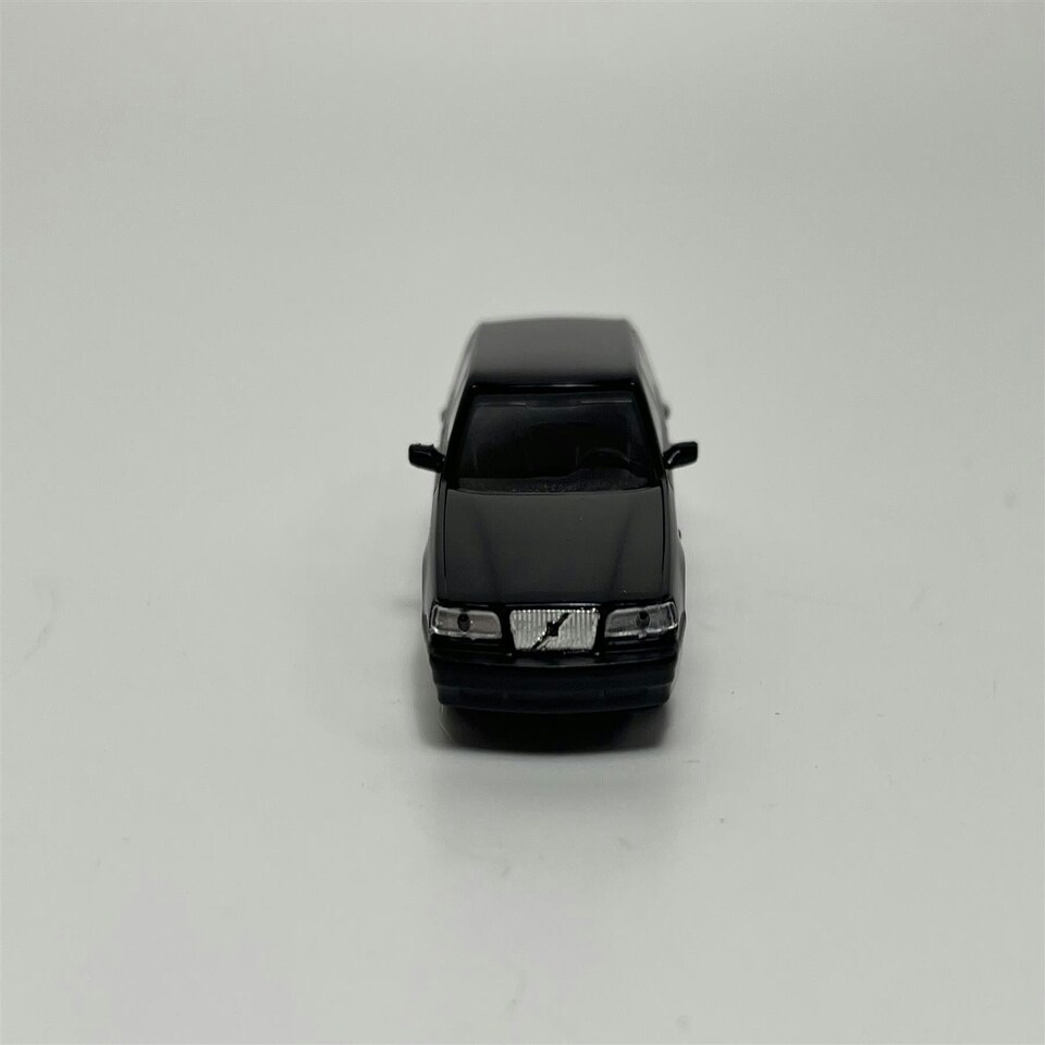 image 1 of Volvo 850 Saloon 1994 Black 1:87 Scale Minichamps 870171104