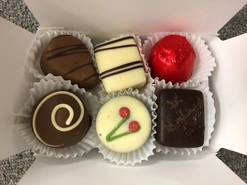 image 1 of The Chocolate Source Assorted Belgian Chocolates gift box 200g