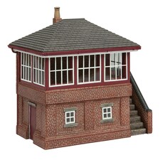 Bachmann Scenecraft Lucston Signal Box (Pre-Built)