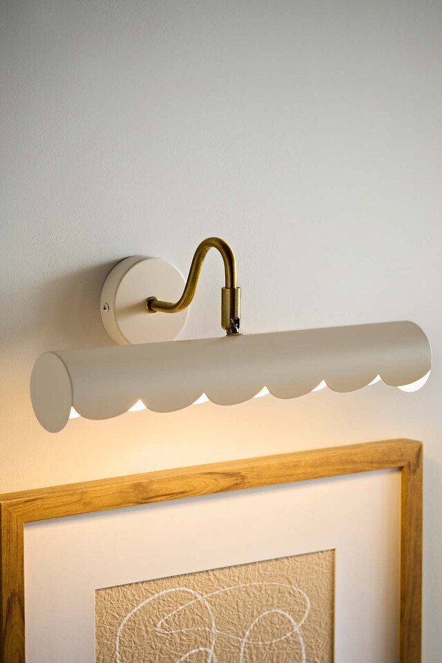 image 1 of ValueLights Millie Cream Flower Scallop Adjustable Picture Wall Light