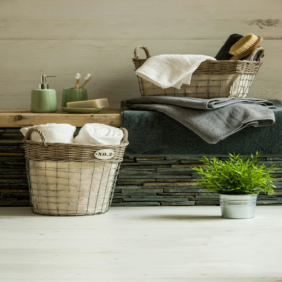 image 1 of Moon Pale Green Soap Dish