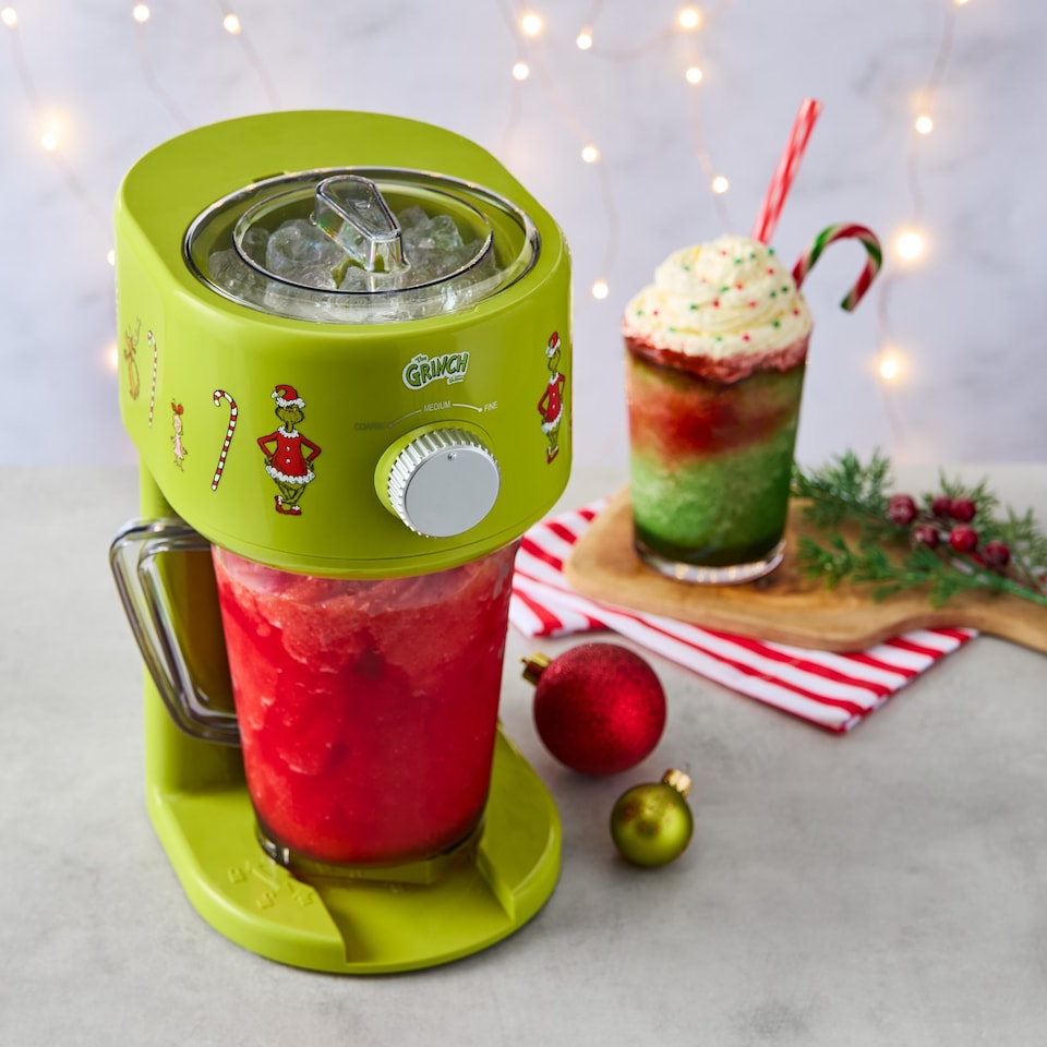 image 1 of Slushie Maker 1.1L Slushy Machine Green Christmas Kitchen Theme