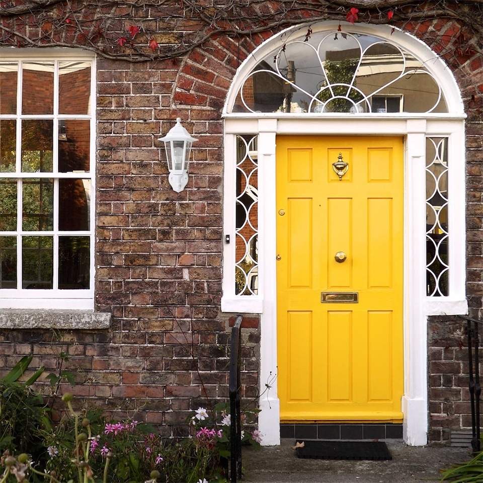 image 1 of ValueLights White Outdoor Garden Security IP44 Rated Wall Light Lantern With PIR Motion Detector Sensor And 1 x 6w LED ES E27 Bulb | White