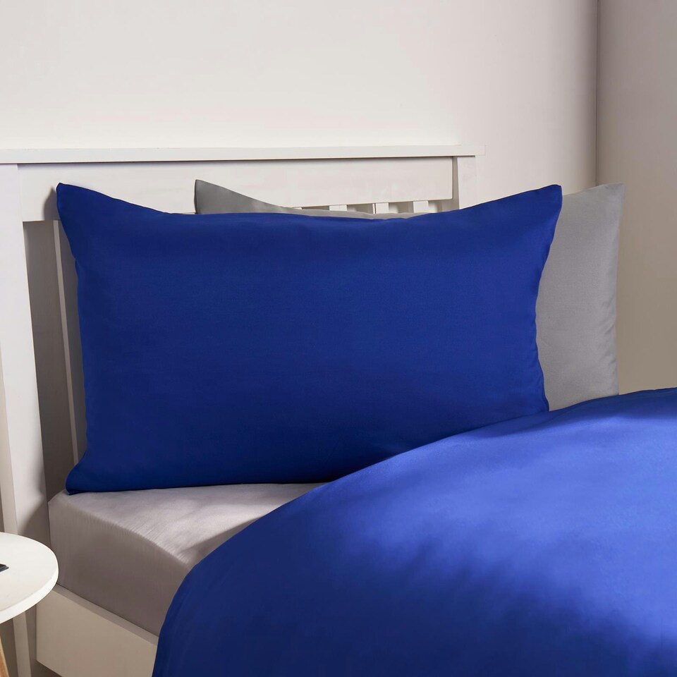 image 1 of OHS Soft Microfibre Plain Duvet Cover and Pillowcase Set, Double - Bright Blue