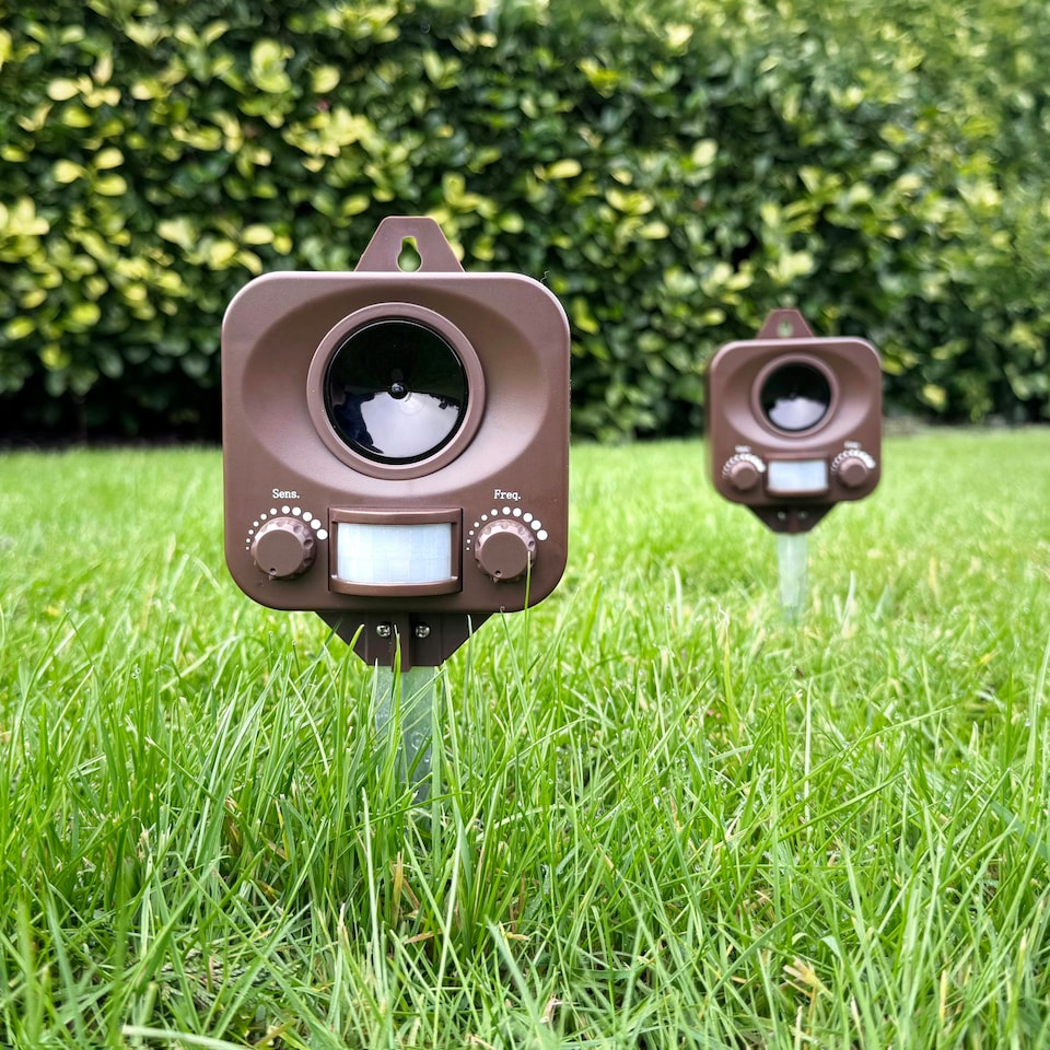 image 1 of Pestbye Twinpack Battery Powered Fox Repellent Ultrasonic Repeller Deterrent Fox Scarer with Ground Stake