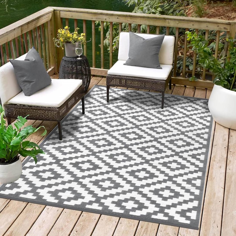 image 1 of Green Decore Lightweight Reversible Stain Proof Plastic Outdoor Rug  Nirvana, Grey/White, 120cmx180cm (4ftx6ft) | Grey