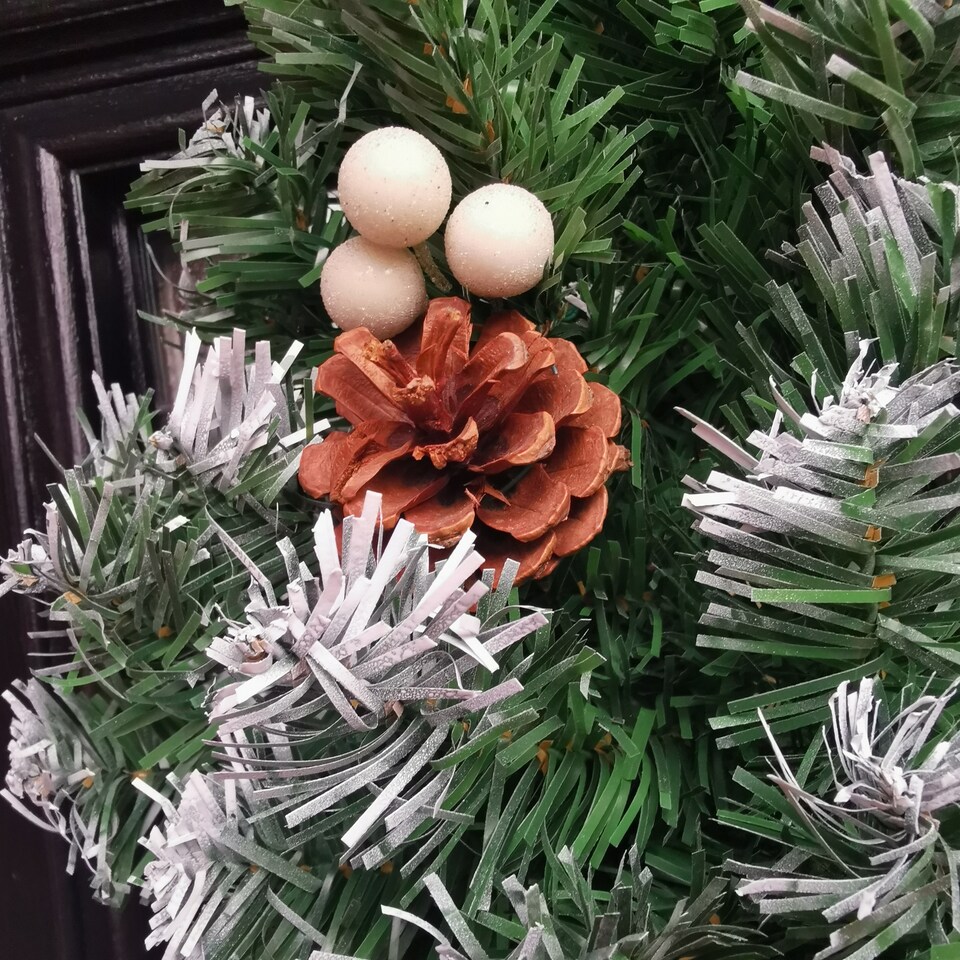 image 1 of 40cm Snow Tips Christmas Door Wreath for Indoor / Outdoor