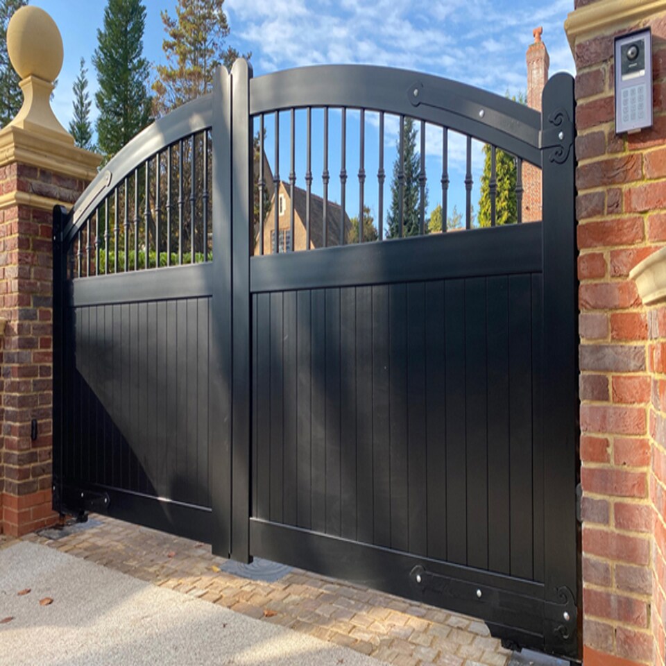 image 1 of Double Swing Gate 3500x1800mm Black - Vertical Solid Infill, Bell-Curved Top | Black | 1