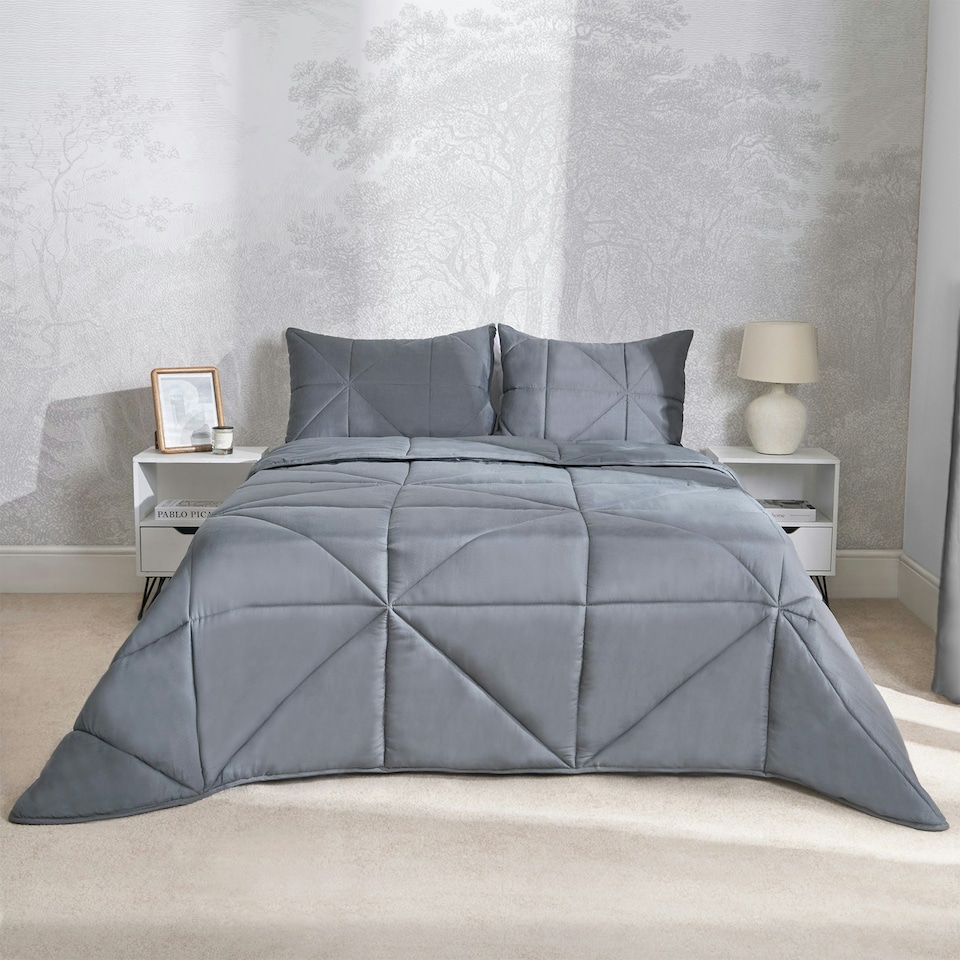 image 1 of OHS Coverless Quilted Geometric Embossed Soft Plush Cosy 7.5 Tog Washable Duvet Cover and Pillowcase Bedding Set Grey | Double