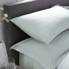 Serene Plain Dyed Pair of Housewife Pillowcases Green