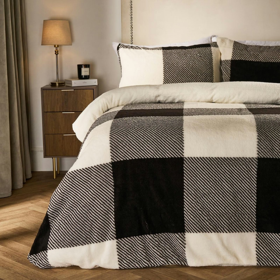 image 1 of OHS Gingham Check Soft Warm Teddy Duvet And Pillowcase Bedding Set Multi | Monochrome | Single