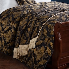 Paoletti Shiraz Traditional Jacquard Throw