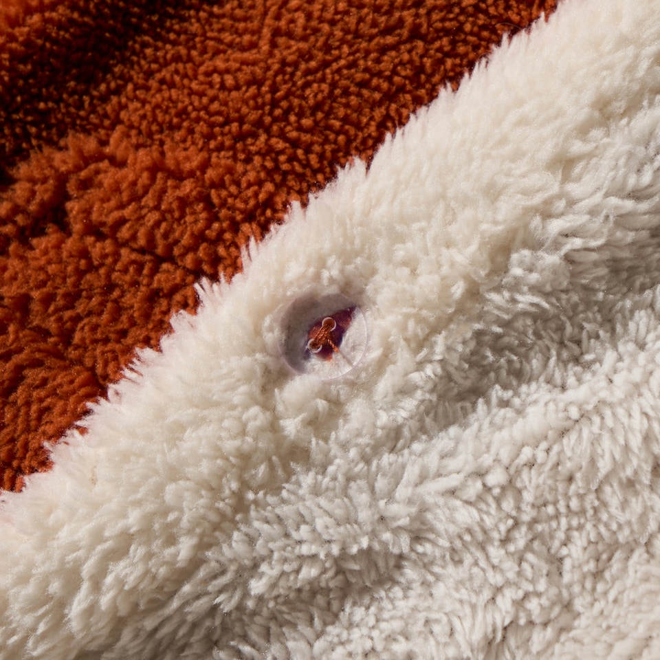 image 1 of OHS Pumpkin Tufted Soft Cosy Plush Winter Warm Teddy Fleece Duvet Cover and Pillowcase Bedding Set | Orange | Burnt Orange | King