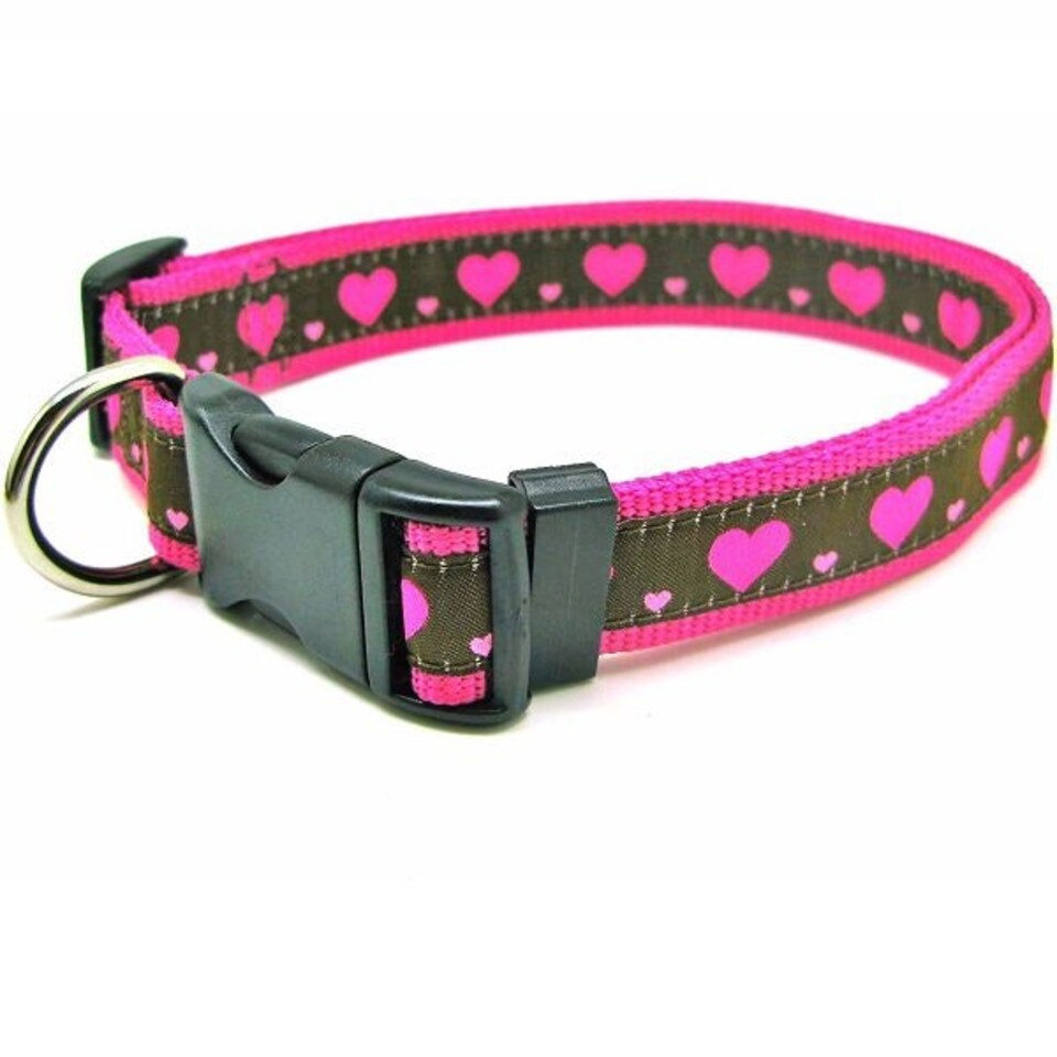 Rosewood Wag 'N' Walk Pink Heart Collar - Medium