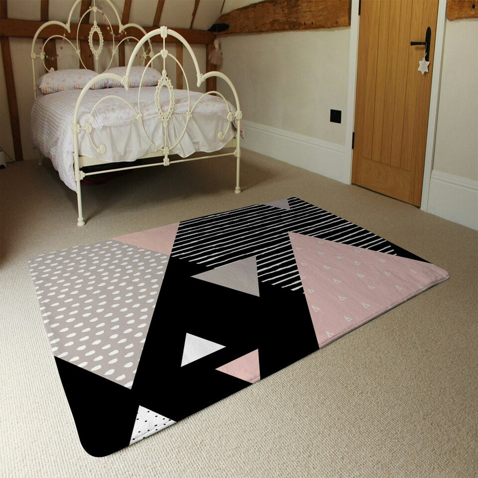 image 1 of Triangle Geometrics (Rug) Multi | XL: 160x230cm