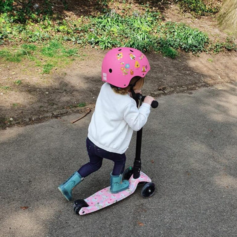 image 1 of Kitty Love - Big 3 Wheel Scooter