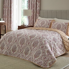 D & D Ashmead Bedspread Berry