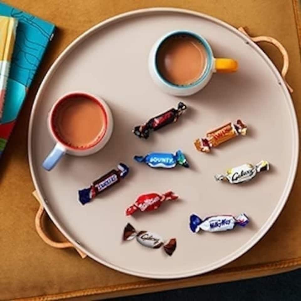 image 1 of Celebrations Centrepiece 385g Chocolate Gift with 'Happy Birthday' Sleeve