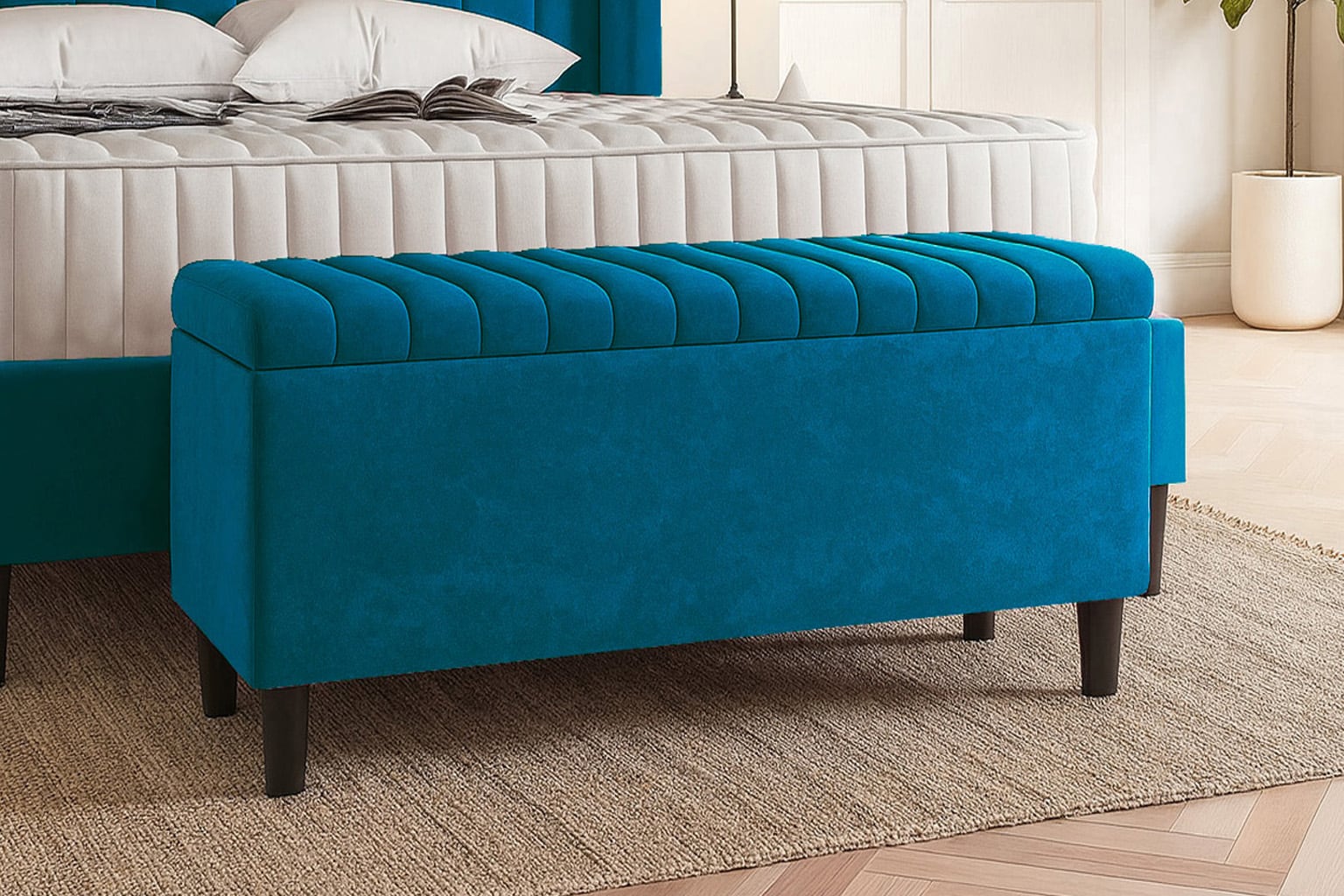 150cm Lined Upholstered Ottoman Storage box - Emerald Green Plush Velvet Blanket Storage Box with Wooden Legs