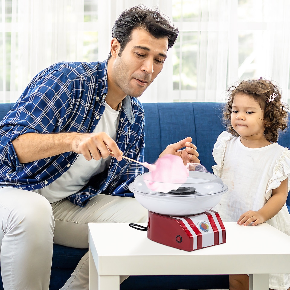 image 1 of HOMCOM Candy Floss Machine for Kids & Adults, 550W  Retro Cotton Maker for Sugar or Candies,  Including 10 Candyfloss Sticks, Non-Slip Base, Red & White