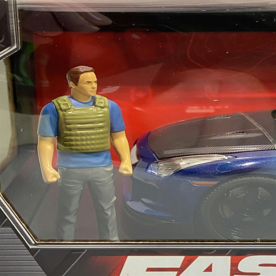 image 1 of Fast and Furious Brians 2009 Nissan GTR Figure and Working Lights 1:18 Jada 31142