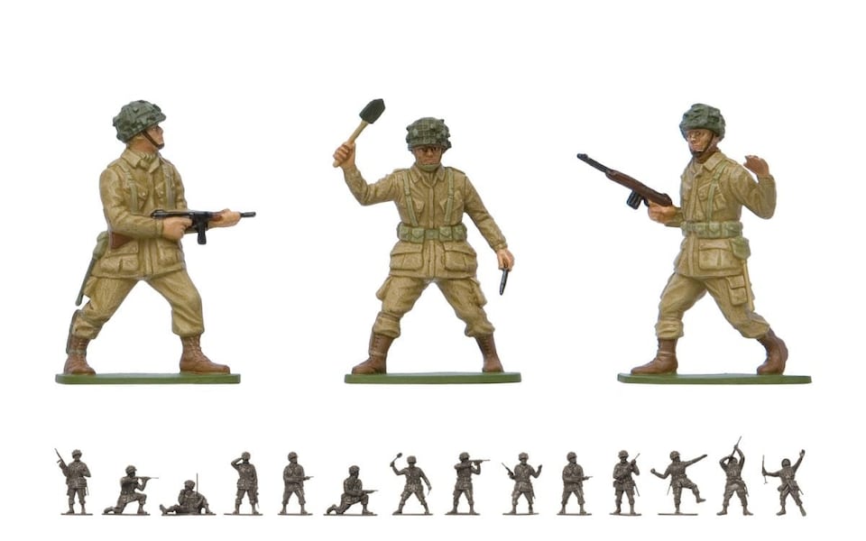 image 1 of Airfix Vintage Classics US WWII Paratroops (1:32 Scale)