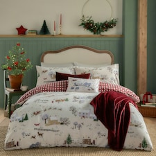 furn. Cotswolds Christmas Printed Reversible Double Duvet Set Cream | Double