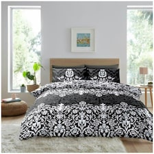 VELVETIO Casablanca Damask Complete Duvet Cover Set with Fitted Sheet Soft Printed Bedding Bedset Black | King