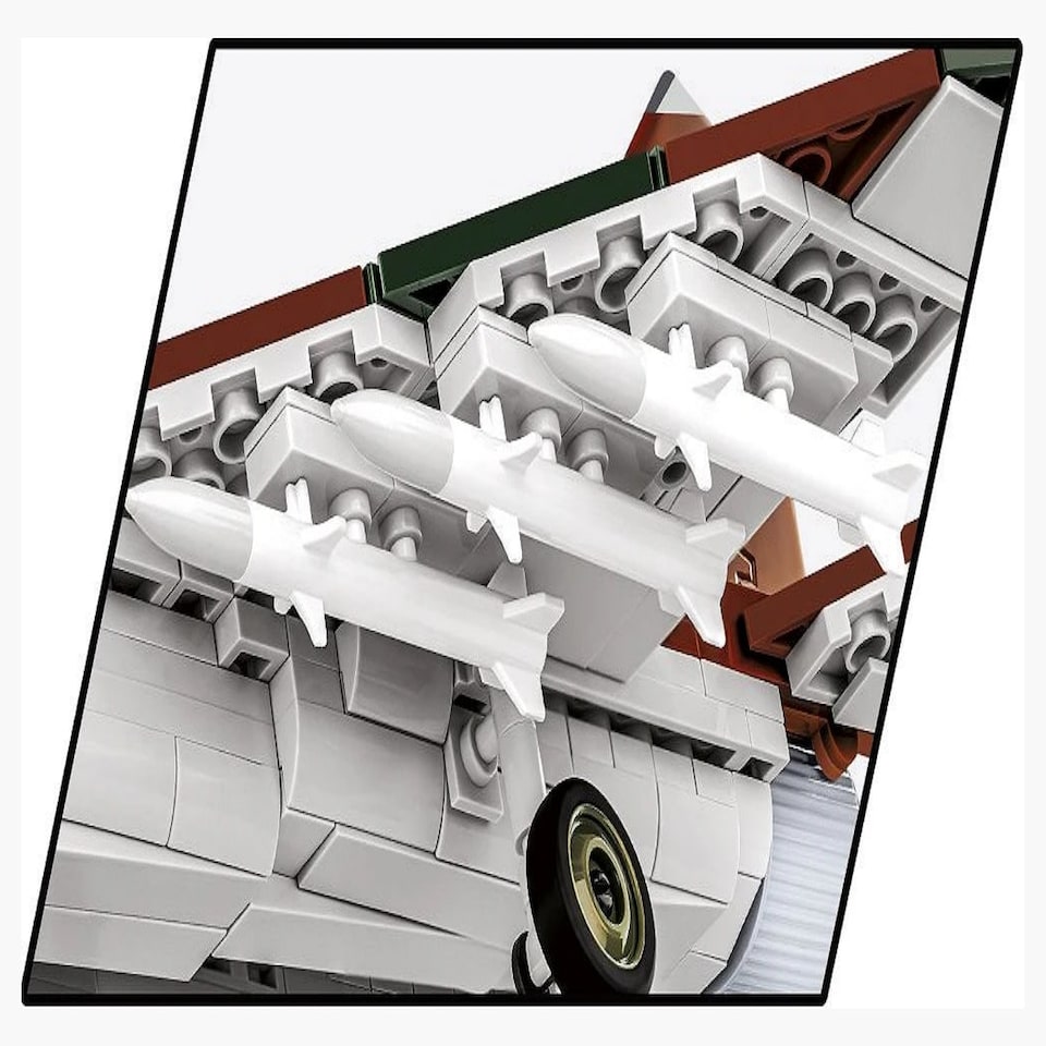 image 1 of MIG 29 DDR brick plane model - COBI 5851 - 590 bricks