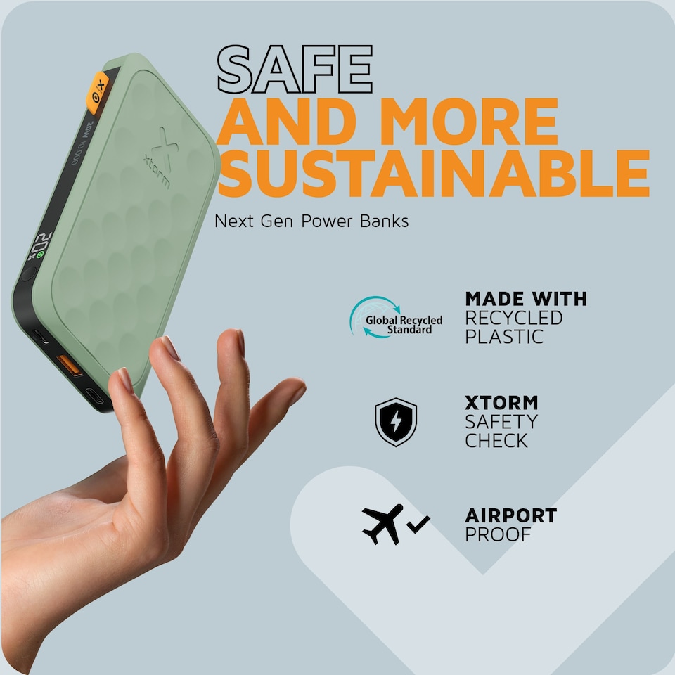image 1 of Xtorm 20W Fuel Series Powerbank 10.000 Sage Green