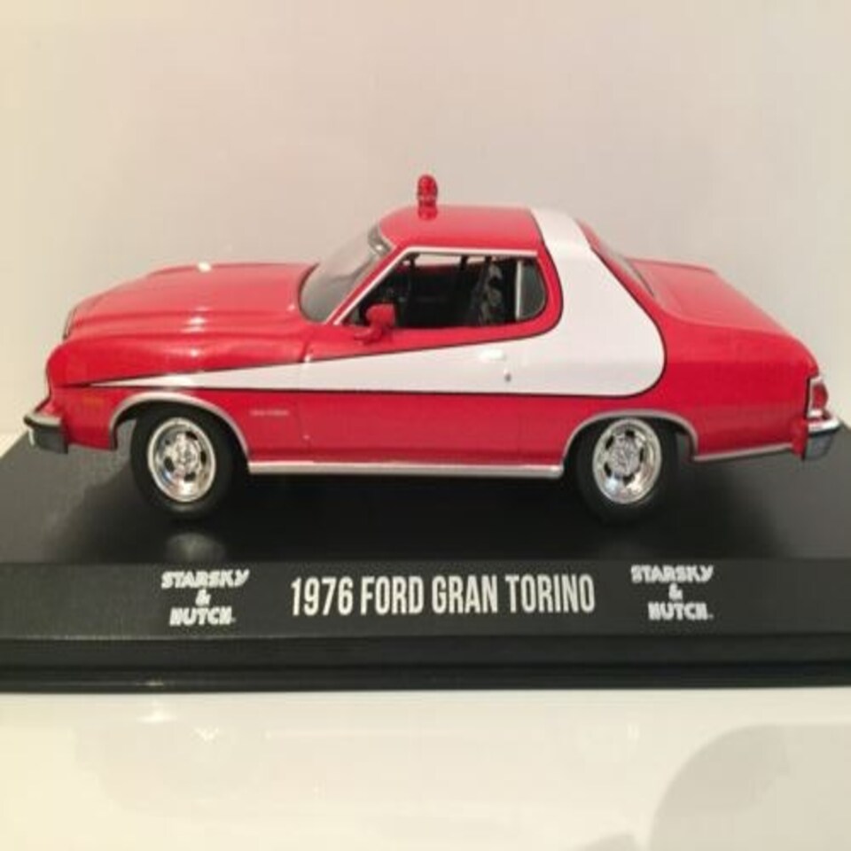 image 1 of Starsky & Hutch 1976 Ford Gran Torino Greenlight 86442 1:43 Scale