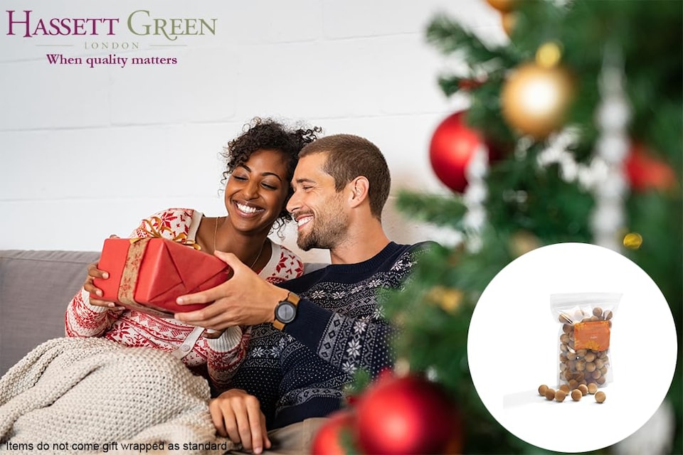 image 1 of Hassett Green London - Amber - Scented Wooden Balls Pack of 100 - Alternative to Pot Pourri, Diffusers, Sachets and Drawer Liners
