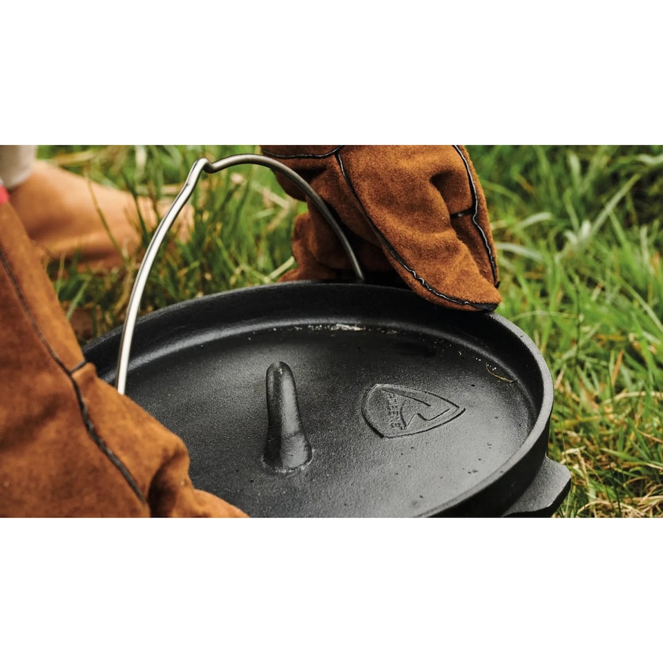 image 1 of Robens Carson 8.2L Dutch Oven