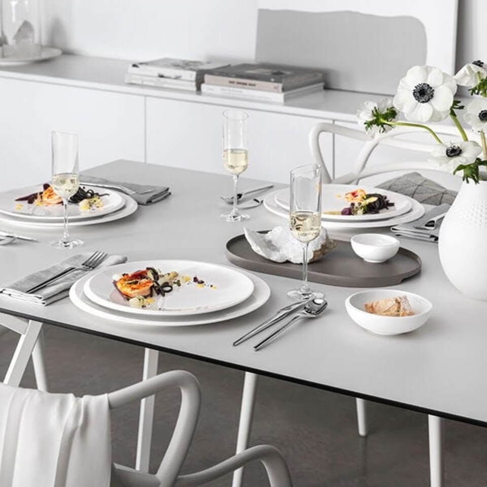 image 1 of Villeroy & Boch New Moon Set of 4 Champagne Flutes