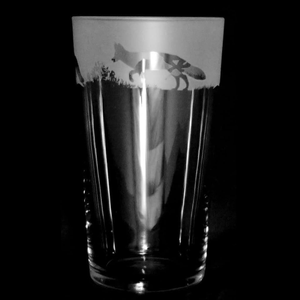 Animo Glass Etched Pint Glass Fox