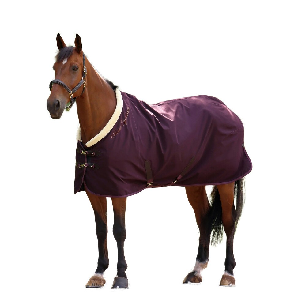 image 1 of Shires Deluxe Standard-Neck Horse Stable Rug - Black Cherry - 5´ 3"