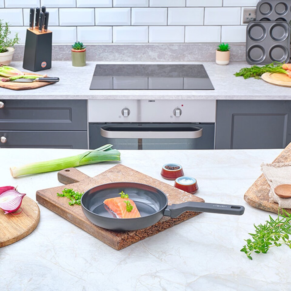 image 1 of Stoven Noir 20cm Non-Stick Frying Pan