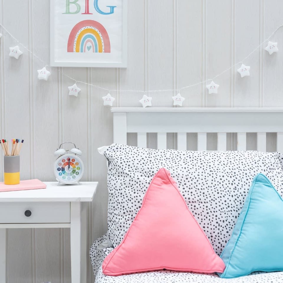 image 1 of ValueLights Set of 10 Kids Battery Powered Fairy String Lights with Stars