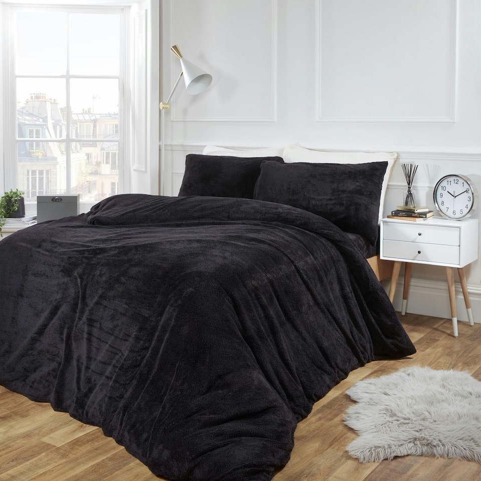 image 1 of OHS Ultra Soft Teddy Fleece Duvet Cover and Pillowcase Set, Double - Black
