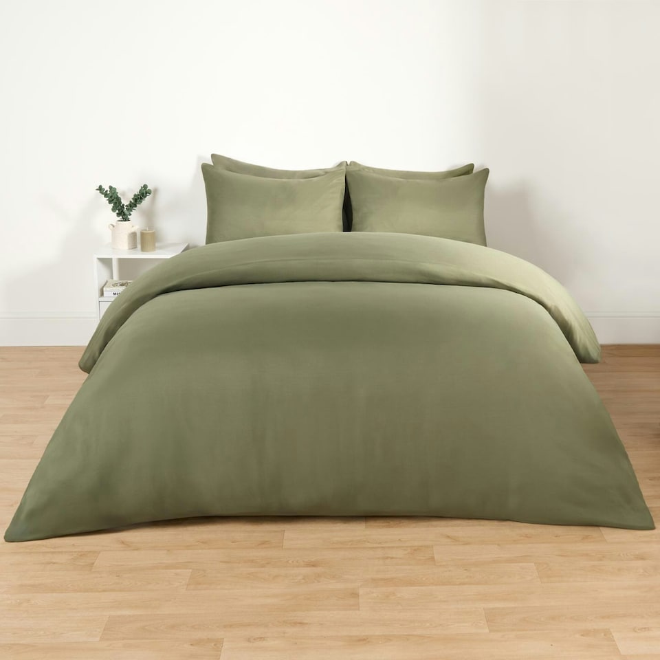 image 1 of OHS Soft Microfibre Plain Duvet Cover and Pillowcase Set, Single - Woodland Green