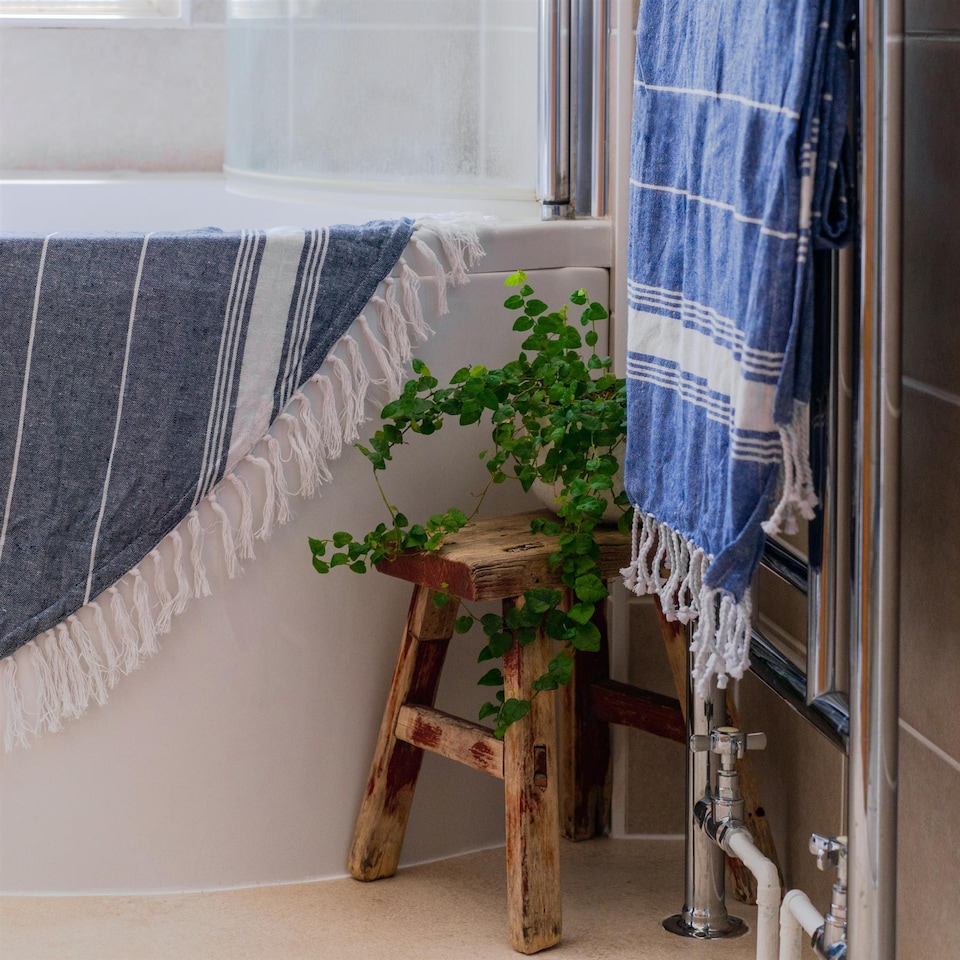 image 1 of Nicola Spring Turkish Cotton Bath Towel - 170 x 90cm - Navy | Blue | Navy
